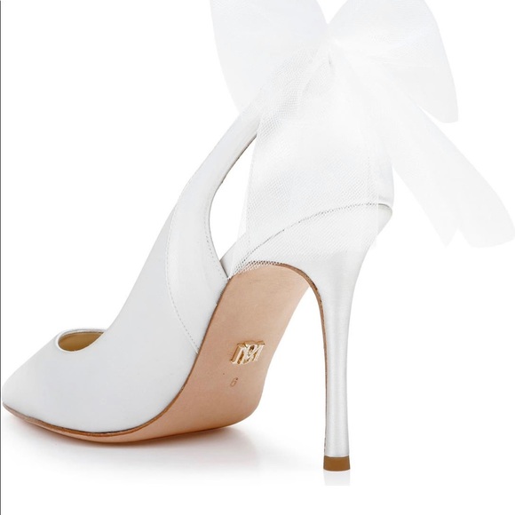Bradgley Mischka Bow white heals - Picture 3 of 8